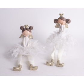 Porcelán lány rojtruhás fehér