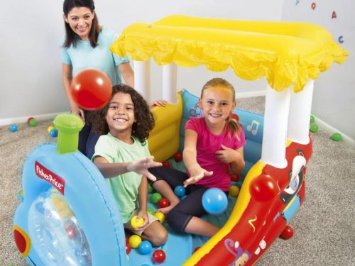 Szárazmedence labdával