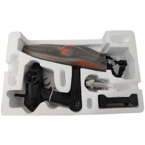 Távirányítós motorcsónak